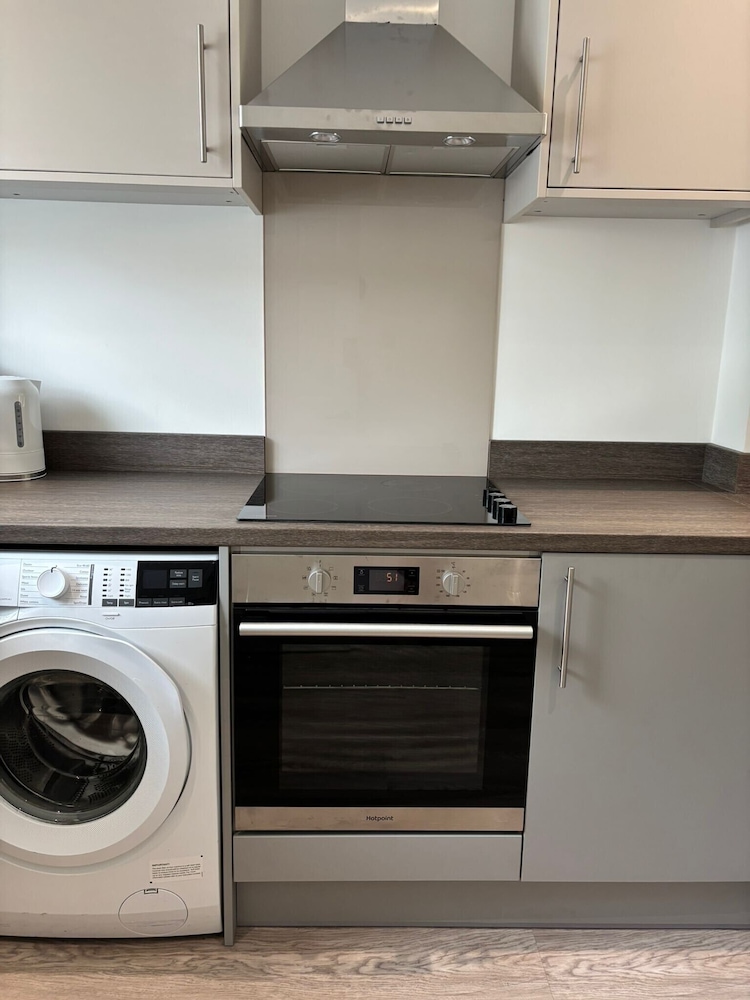 Entire Home Close to Peppa Pig World & New Forest