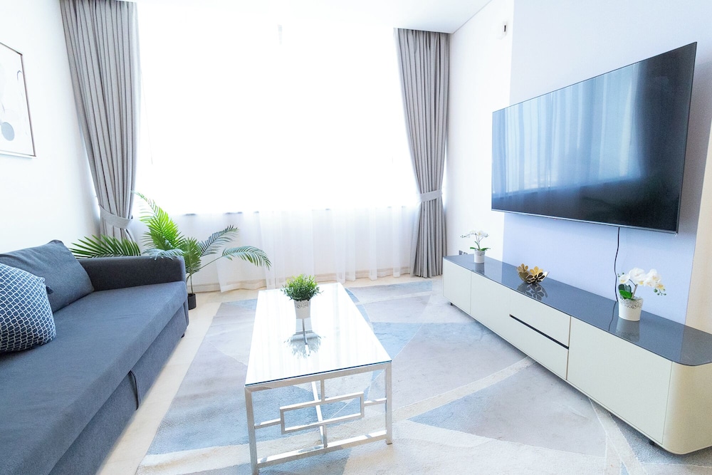HAPPY SEASON I Sky Gardens in DIFC 1BR