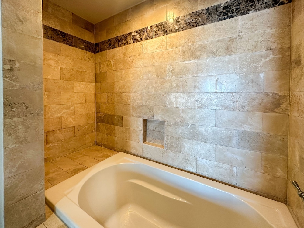 3BR Gem at Sandy Beach Area