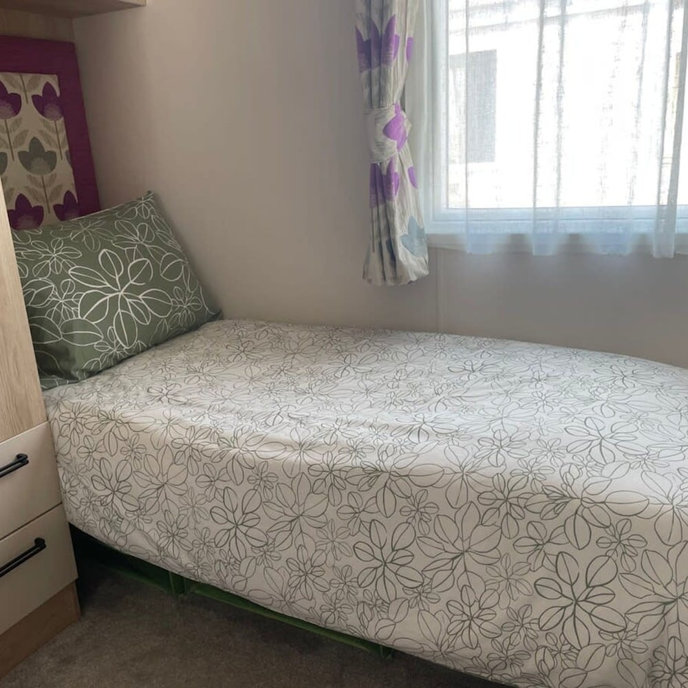 74 Bayside Cove Pevensey Bay Holiday Park
