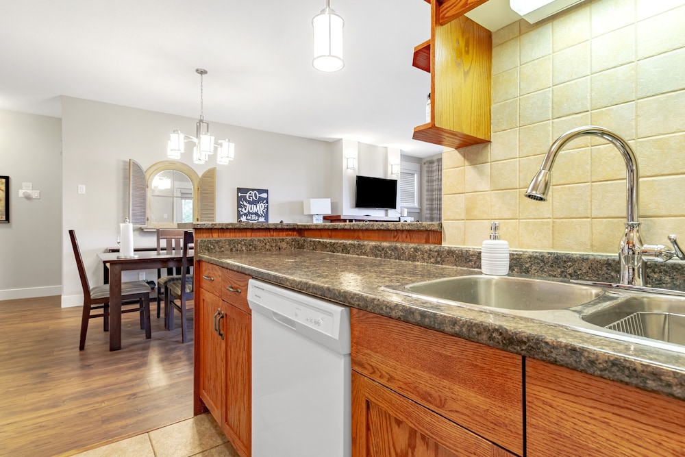 Rivergrass Condos