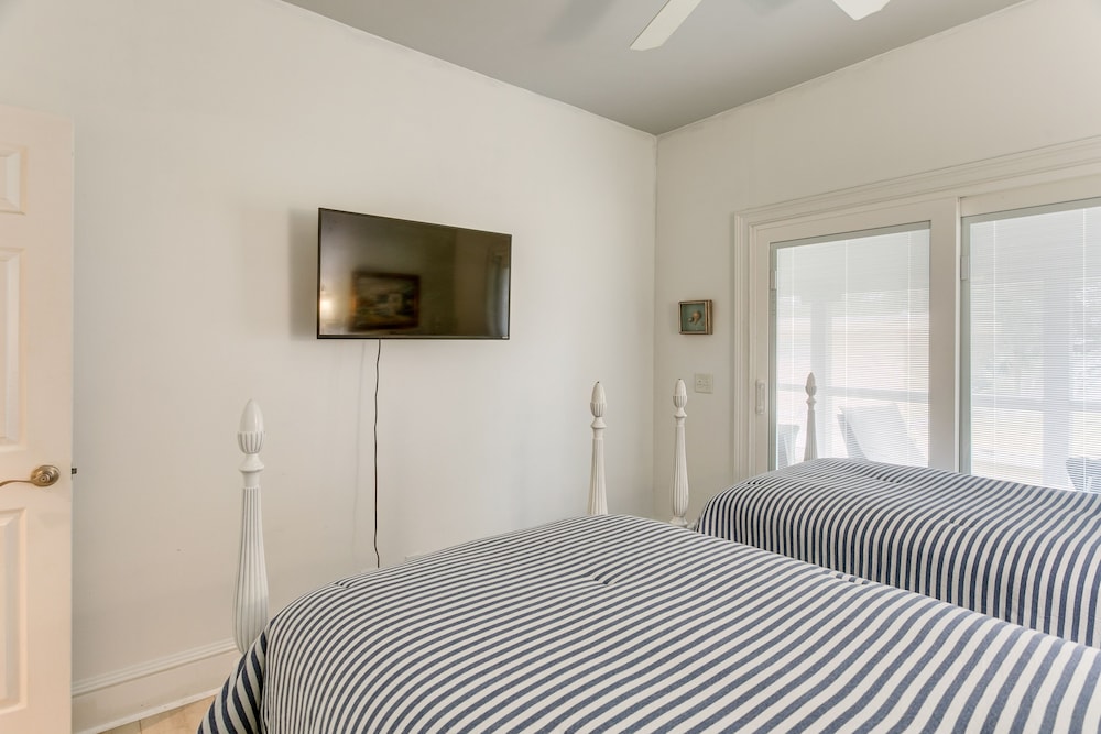 St Simons Island Vacations - St Simons Island Townhome w/ Balcony  Ocean View! - Property Image 5