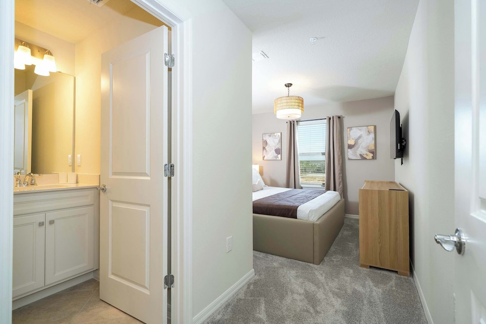 Magical 5BR w Pool Minutes From Disney 16140