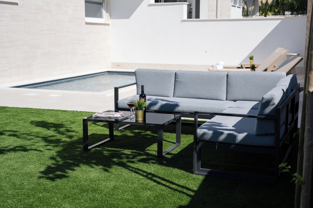 Relax apartments with private pool