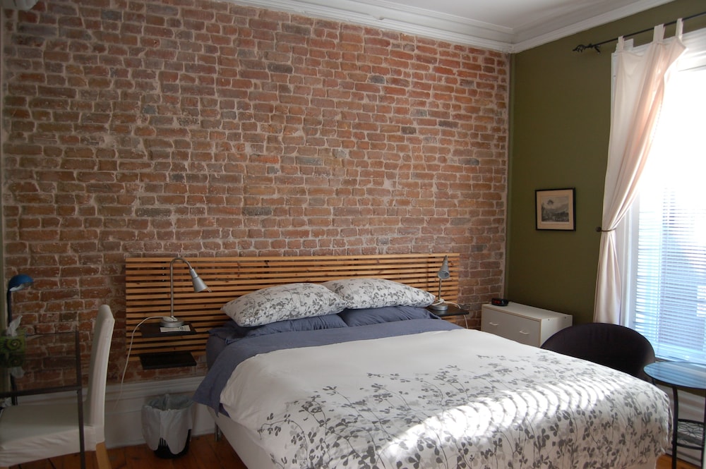 Le Simone Bed & Breakfast - Image 2
