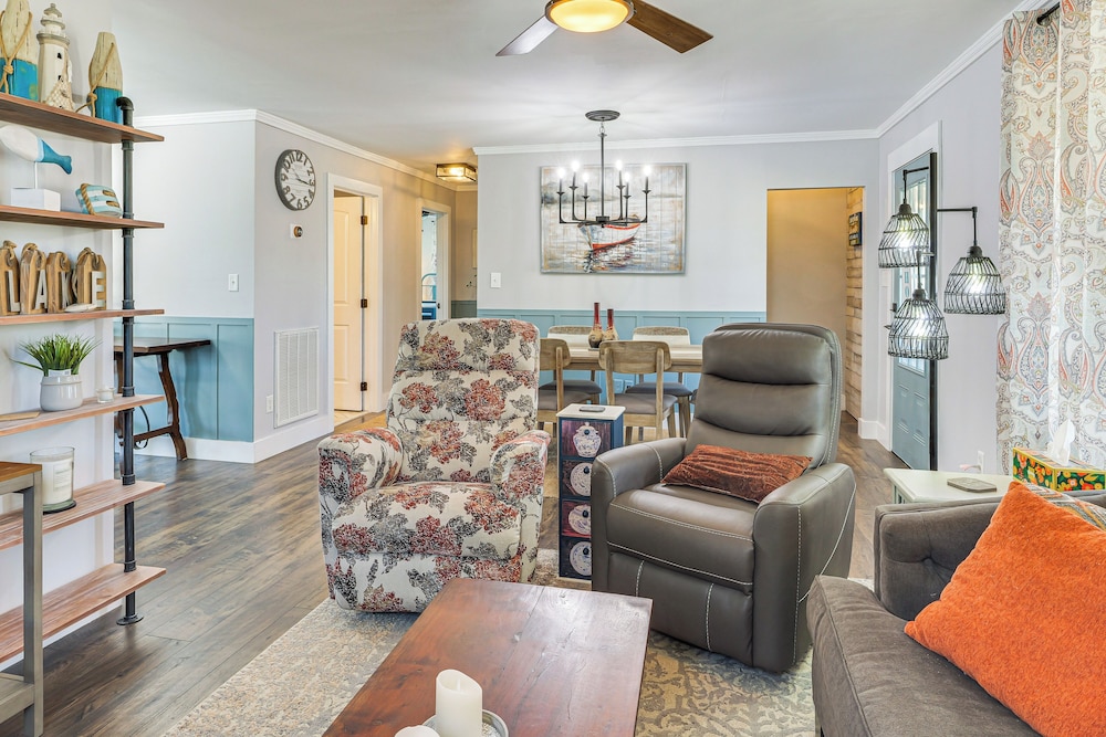 Boat, Fish & Hike: Smithville Home w/ Deck & Yard