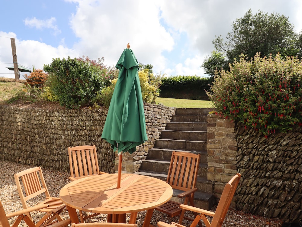 Waytown Cottage