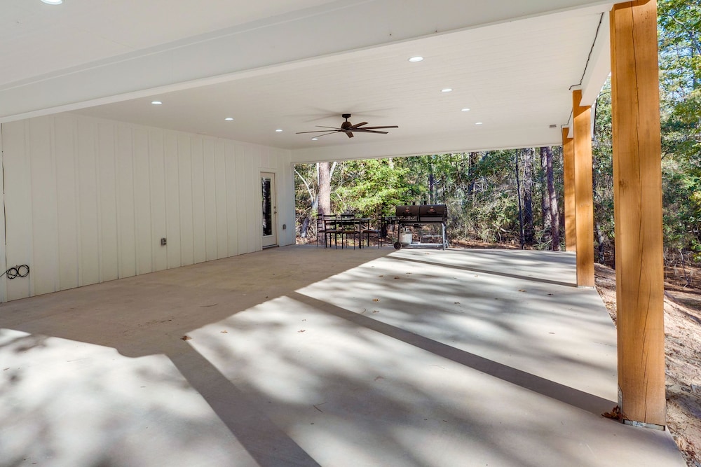Home w/ Pool Access: Fishing at Lake Sam Rayburn! - Property Image 5