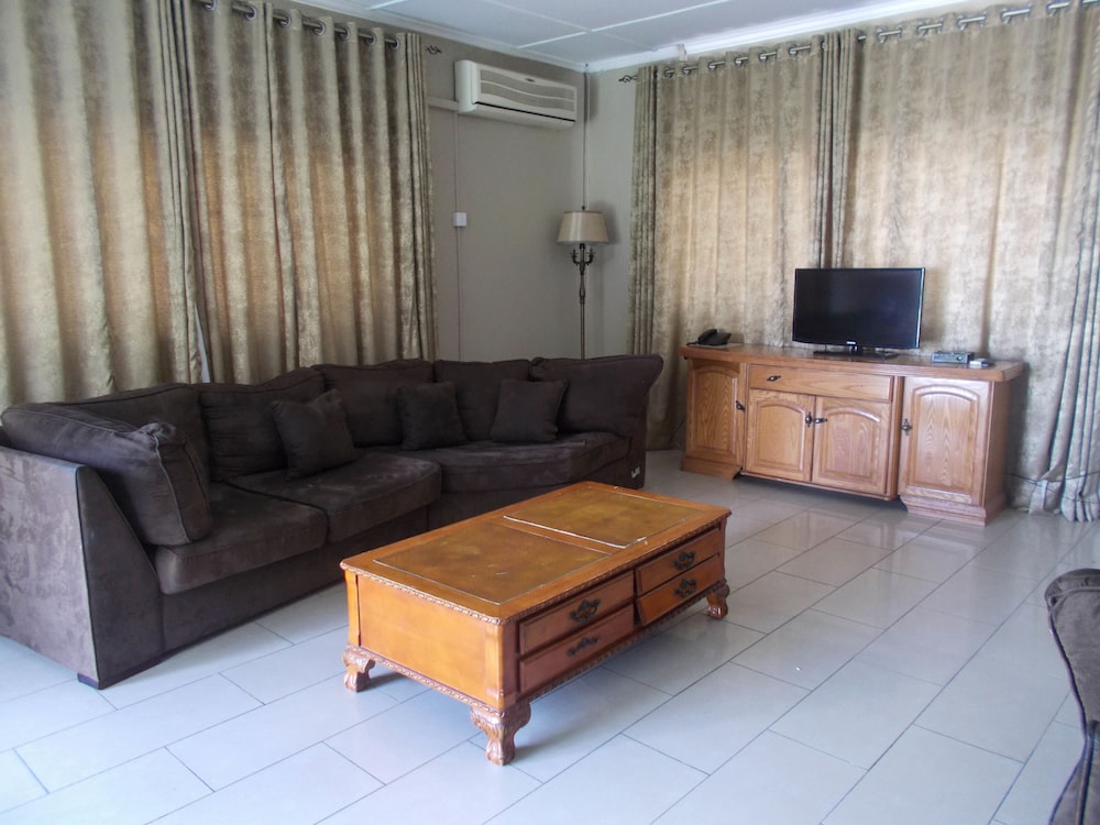 Tecla Lodges