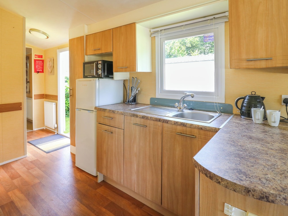 Caravan 2 at Blackmoor Farm