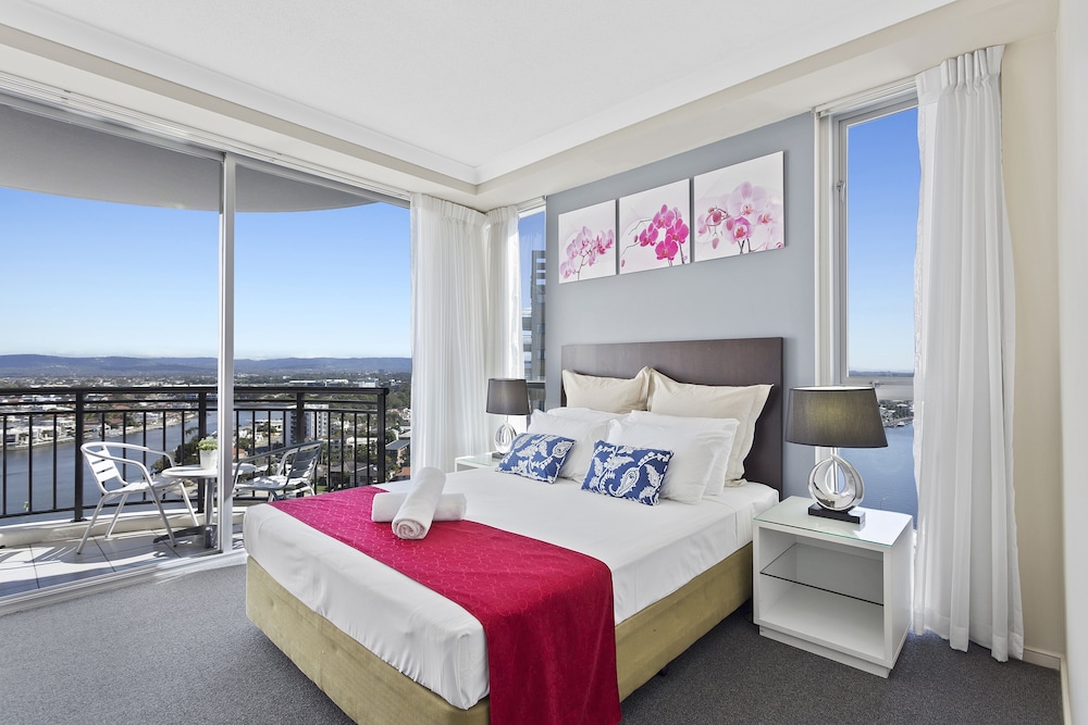Surfers Paradise Vacations - Ocean Riverview at Chevron Renaissance - Property Image 17