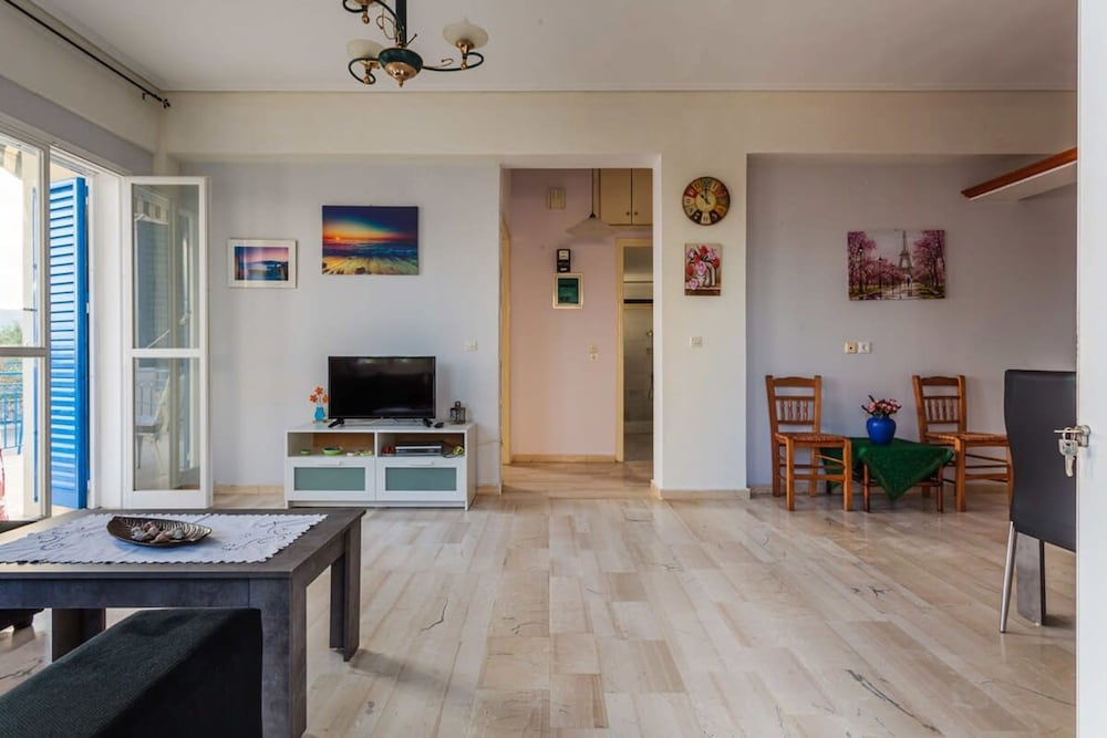 Koroni Seaview Retreat - Summer Cosy Nest