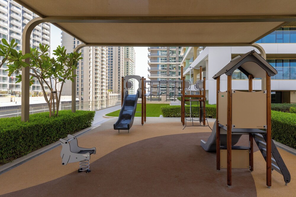 Maison Privee - Waterfront Living w/ Unparalleled Sea and Palm Vws