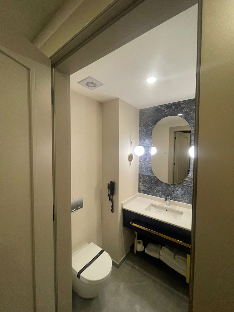 Nevi Otel & Süitler İstanbul Taksim - Image 39
