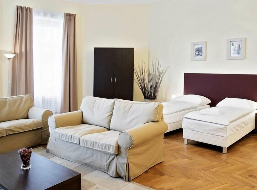 RiverView Palace Apartments