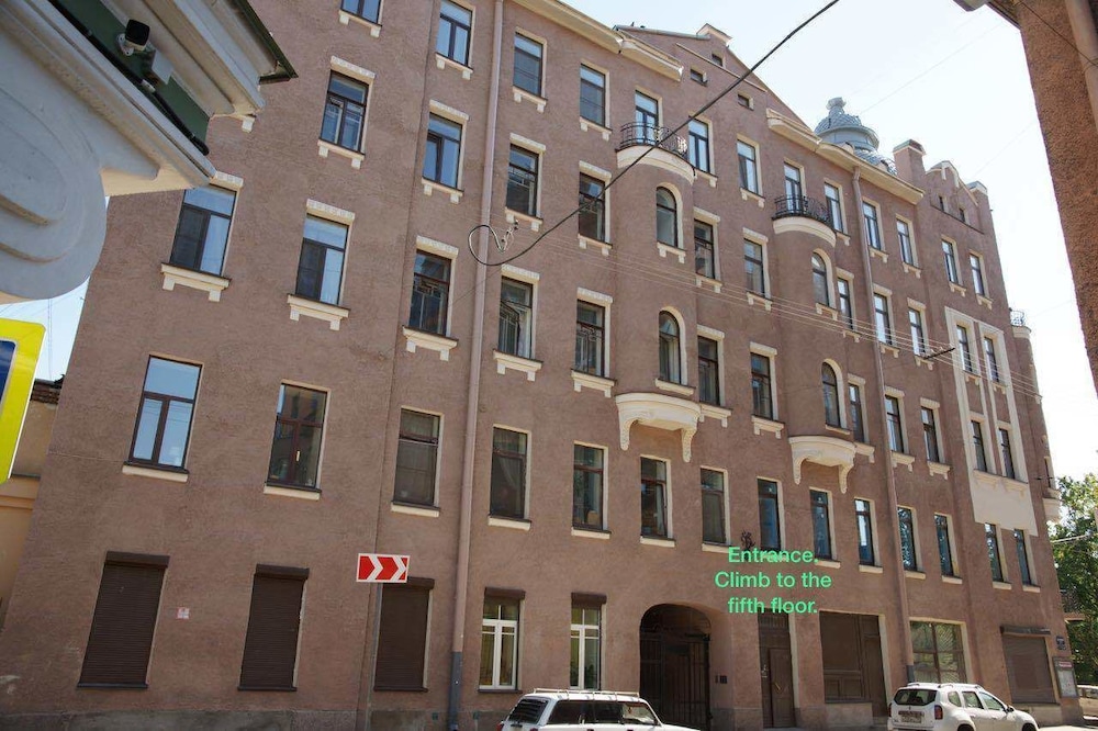 Malevich Hostel