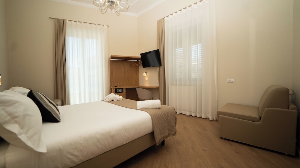 Manere Suites
