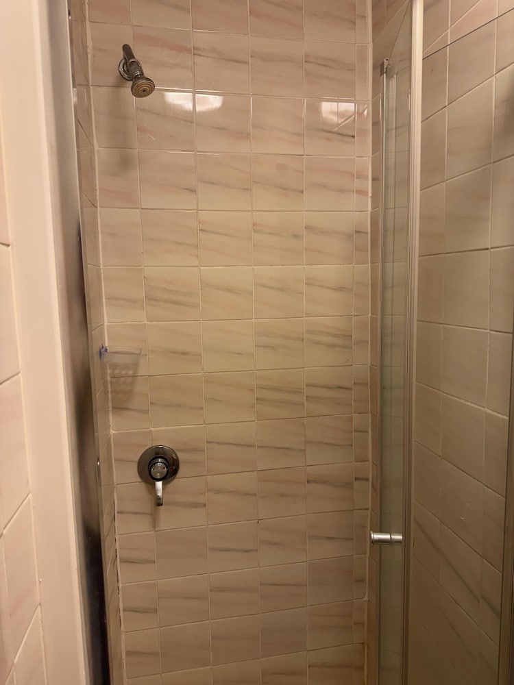 Woodfield Lodge Apartments