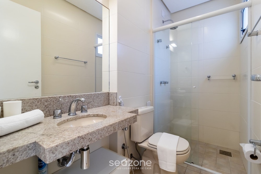Foot in the Sand Condominium With Pool in Florianopolis - EAR