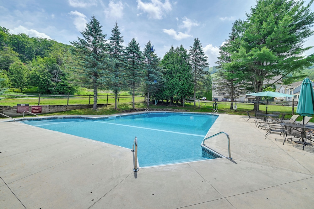 Walk to Ski Slopes: Jiminy Peak Resort Getaway!