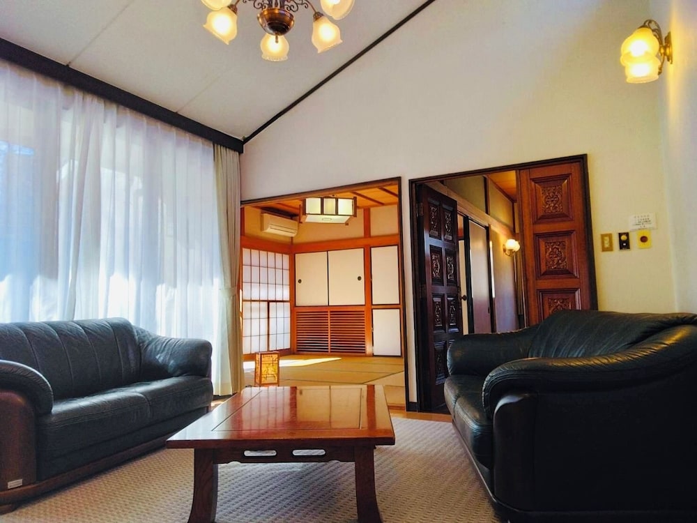 Kaederesort Kinugawaonsen
