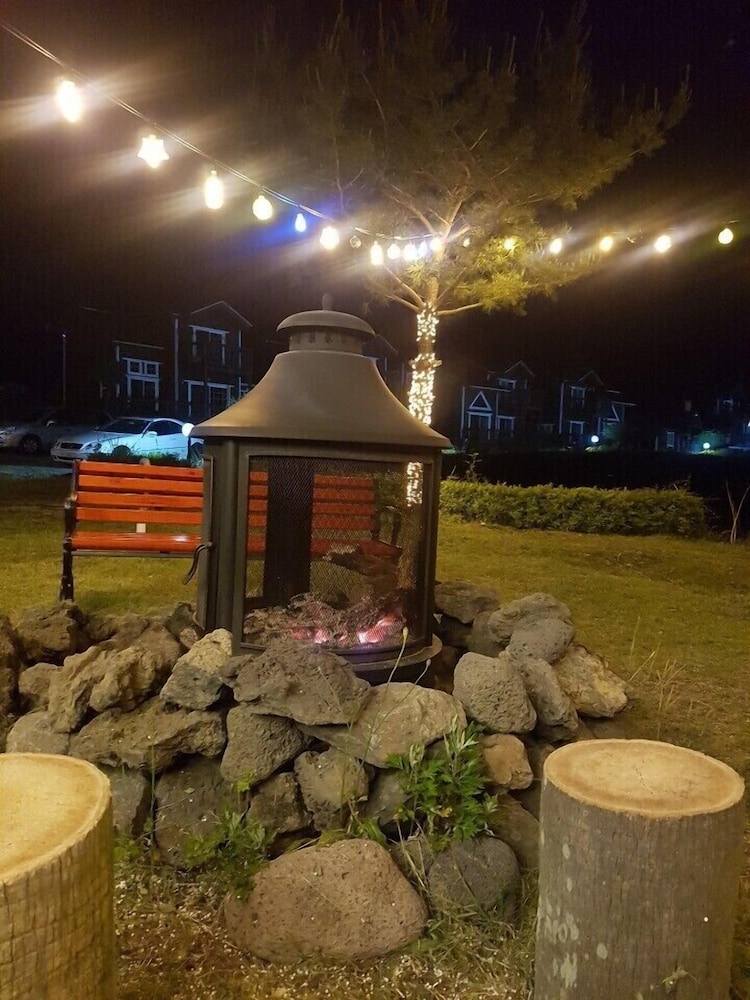 Sumang Pension