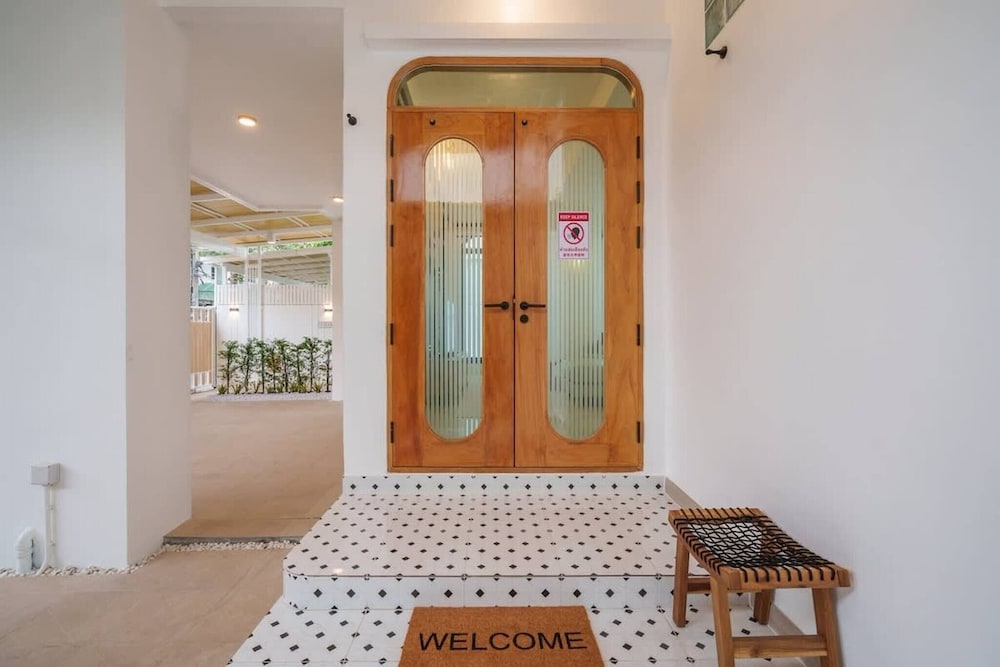 Ayas Retreat - Muji Ekkamai Pool Villa With 4 Bedrooms