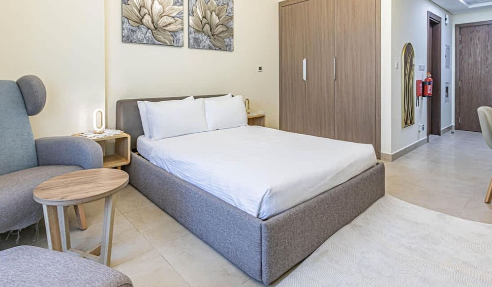 Cozy Studio Apt in Azizi Shaista Prime Al Furjan
