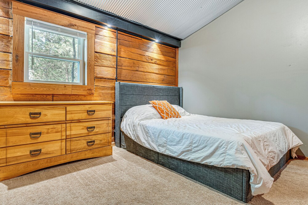 Lake Escape w/ Hot Tub & Docks in Hope! view 4