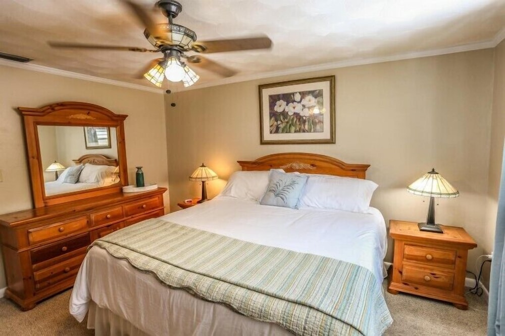 269 Driftwood Ln #4 view 2