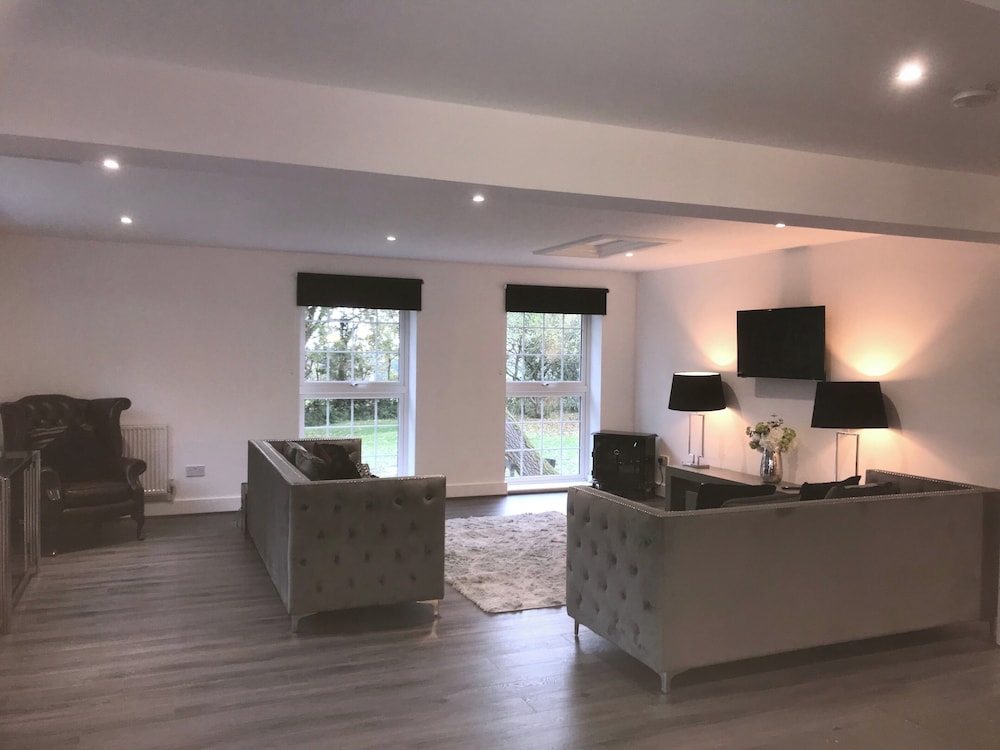Stunning 3 bed Lodge on Private Estate