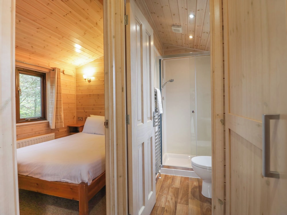 Canadian Cabin No 38