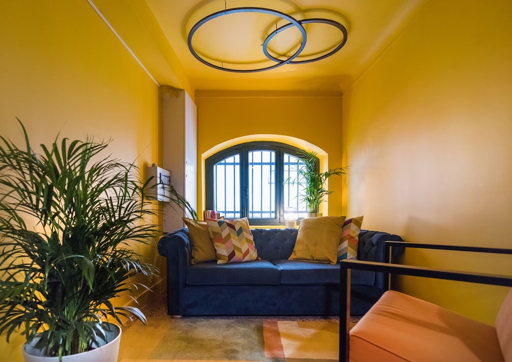MONK Monastiraki Suites