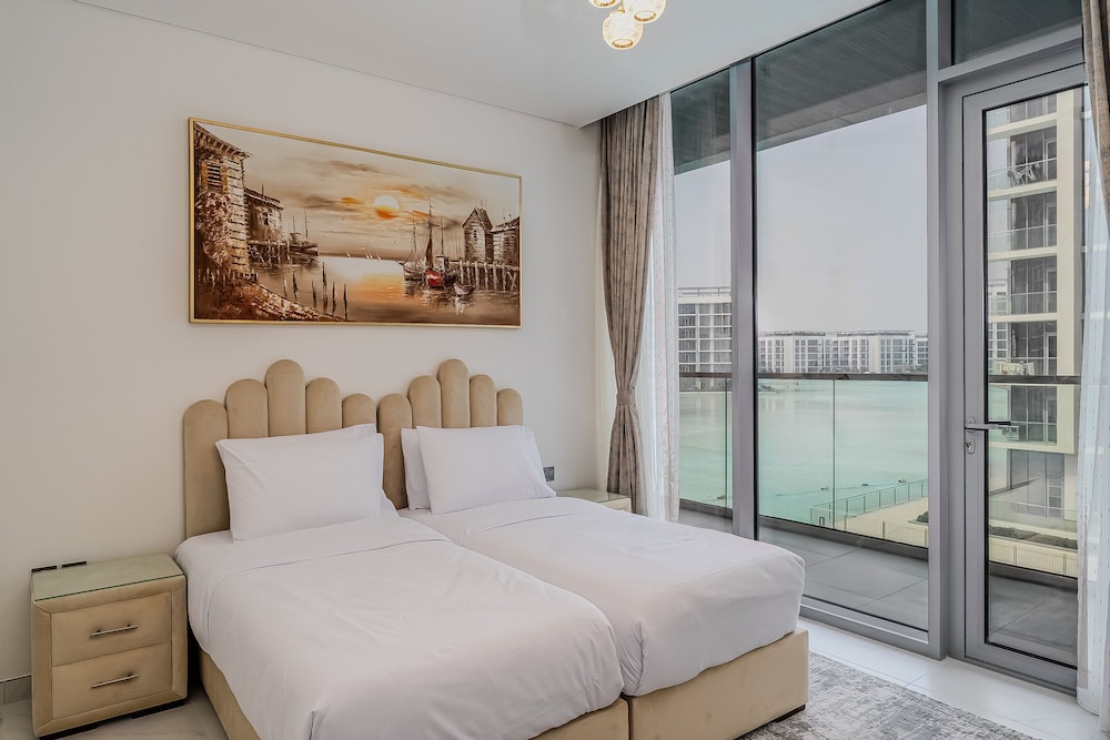 Residence 11 203 in Dubai