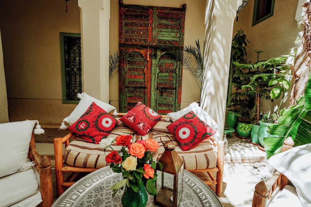 Riad dar ayur