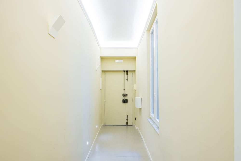Modern Family Spacious Apartment Near Toledo