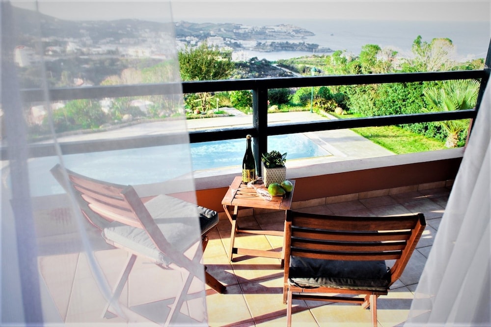 Wild Pear Villa