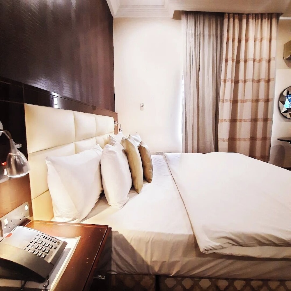 NiCotel Apartments