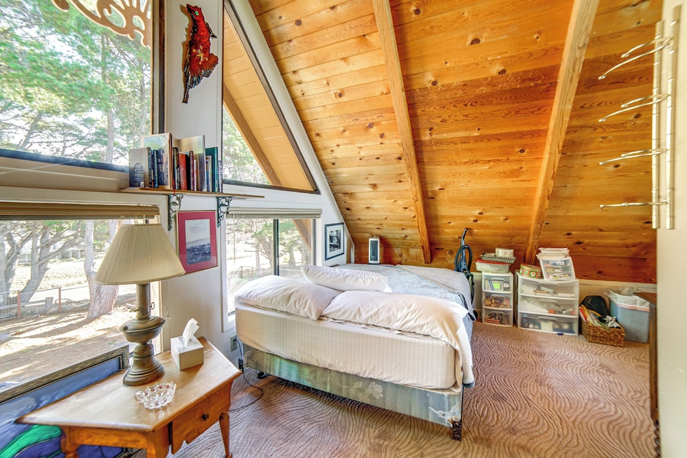 Private Beach Access: Pet-friendly California Gem!