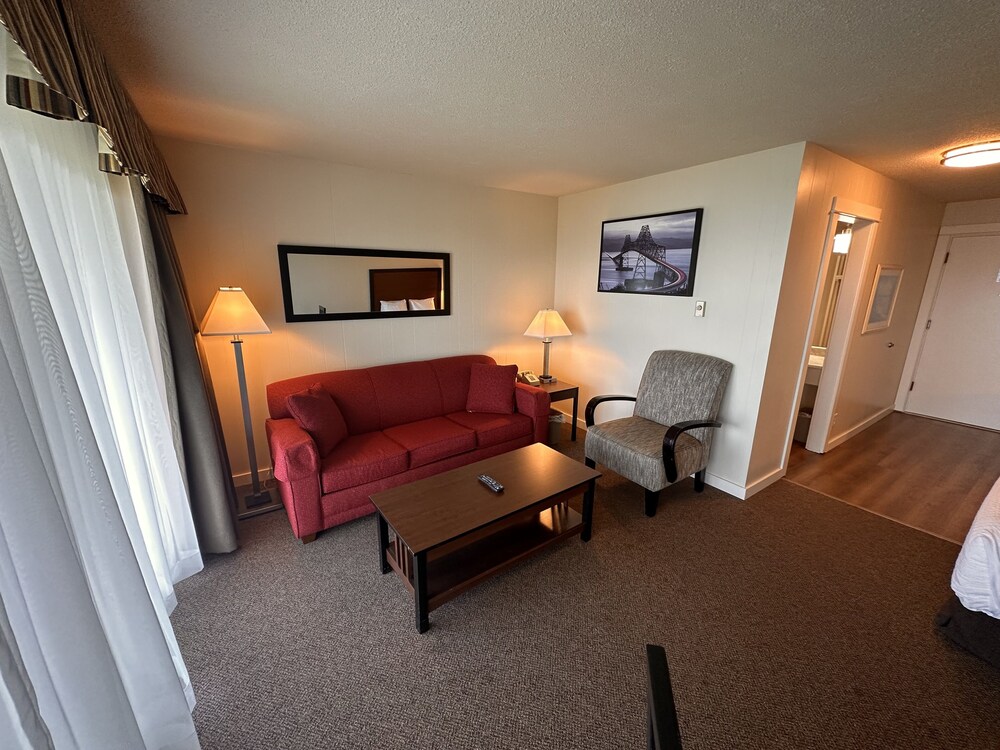 Astoria Crest Motel