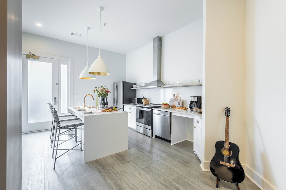 The Polo Villas by AvantStay – Modern Oasis Near Empire Polo Club