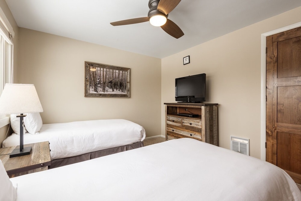 Park City Ski Resort - Snow Flower Vacation Homes