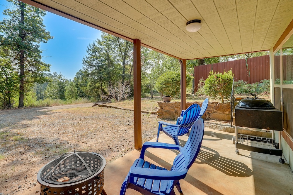 Marshall Vacations - Cozy East Texas Retreat Near Lake O the Pines! - Property Image 1