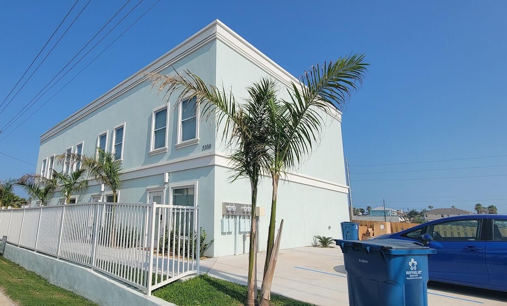 Villas de Laguna 2