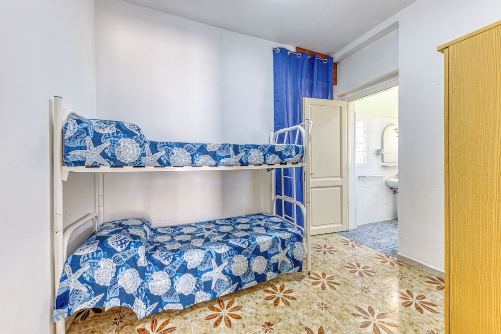 Villa Nesci 100m From Sea view 3
