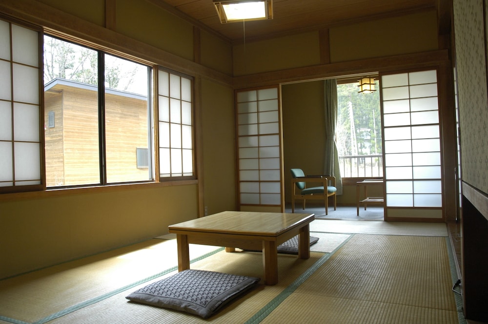 Hakuba Iwatake Lodge Gakuyuso