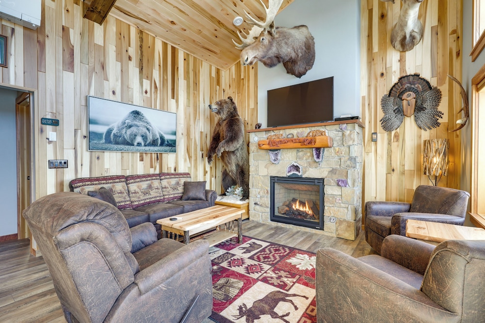 Million Dollar View! Whitecap Mtns Ski Resort Home