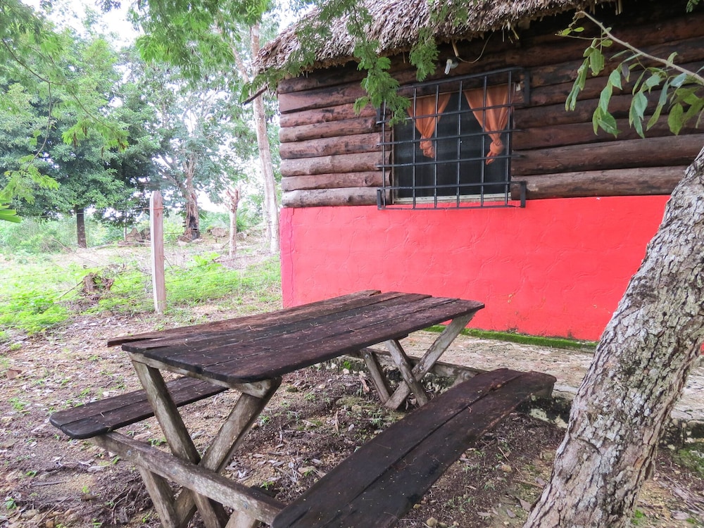Hotel y cabañas Xanfari