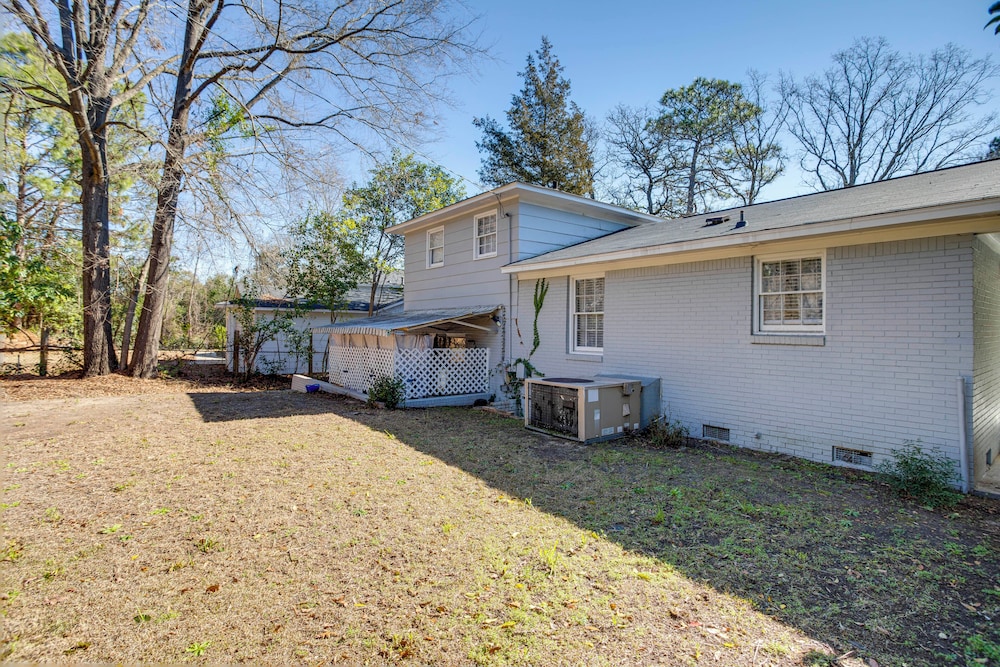 2 Mi to Downtown Columbia: Home w/ Theater Room!