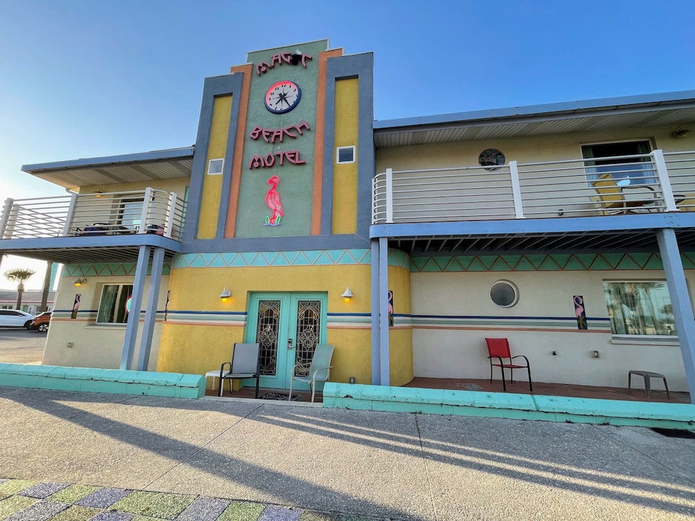 Magic Beach Motel